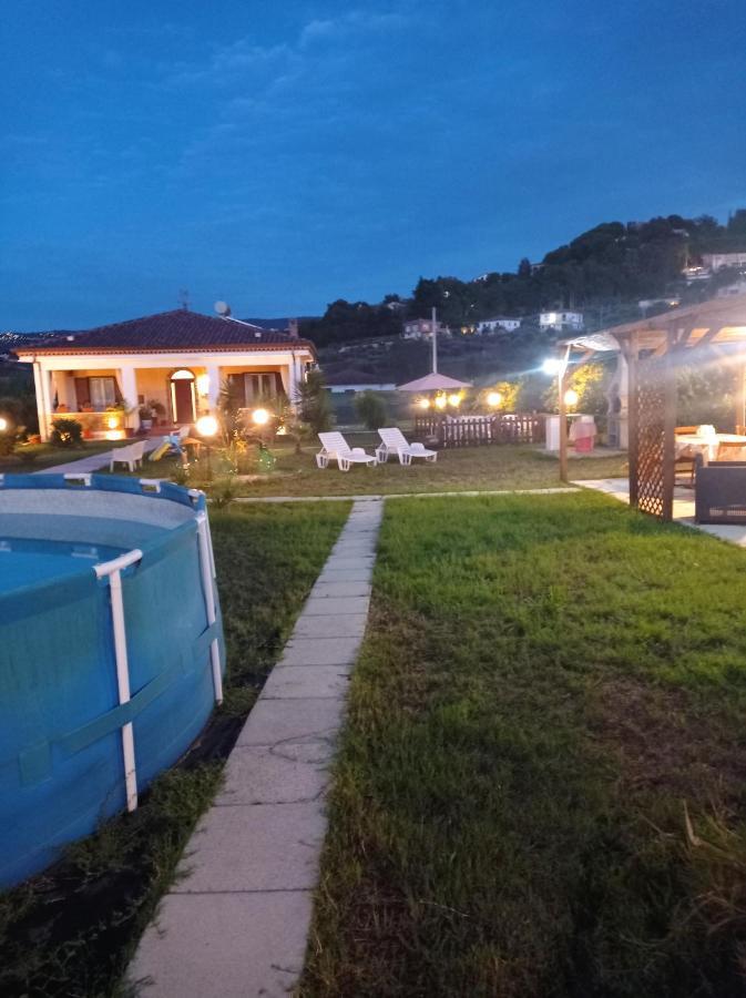 B&B Le Rose Санта Мария ди Кастелабате Екстериор снимка