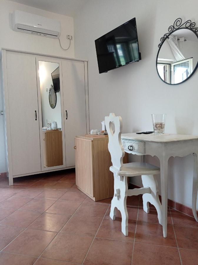 B&B Le Rose Санта Мария ди Кастелабате Екстериор снимка